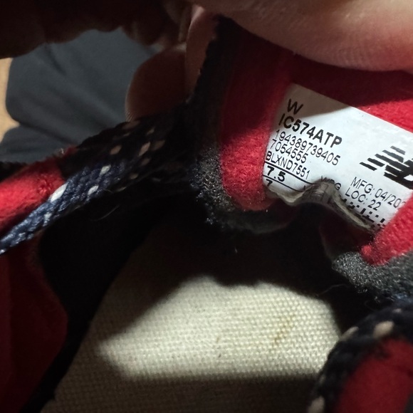 Size 7.5 toddler New Balance 574  sport pack navy - Picture 7 of 7